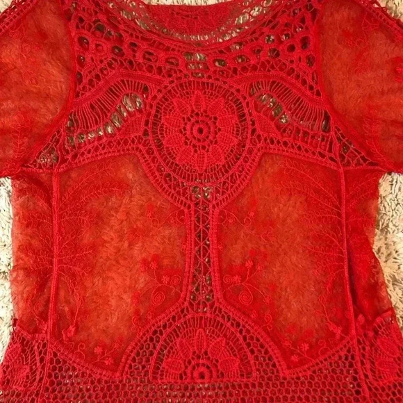 Women’s Red sunburst Crochet Knit top cover up, layering piece - Picture 6 of 8